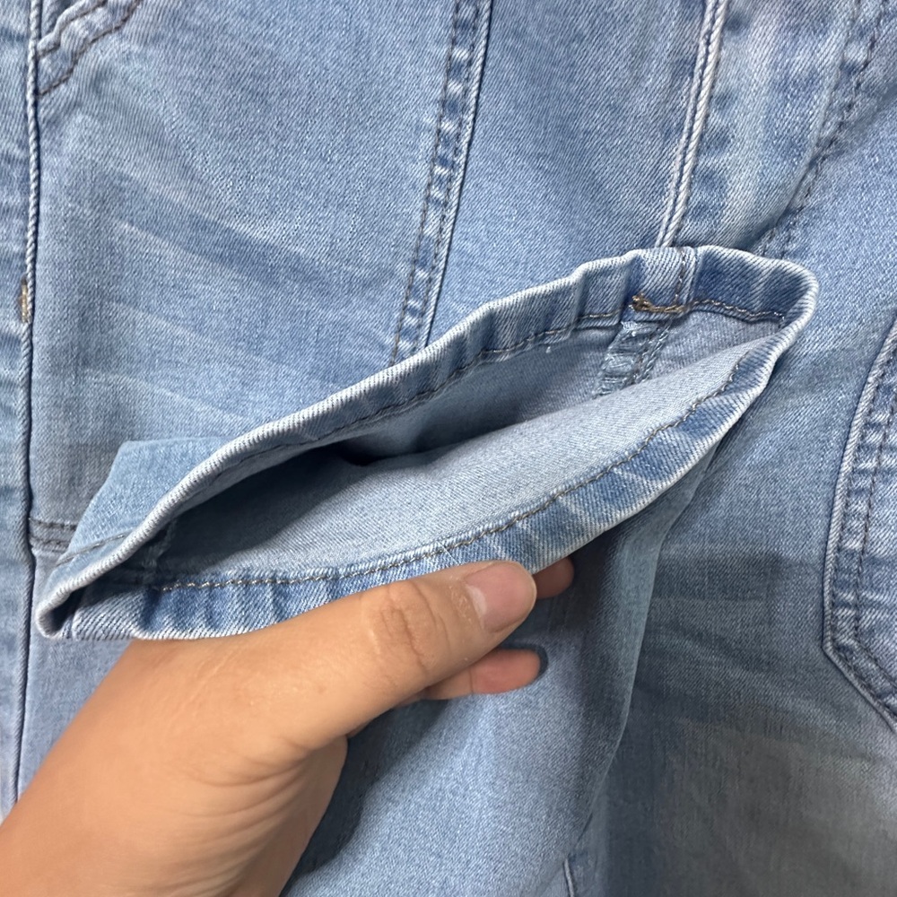 VIP jeans 👖 - Picture 4 of 6